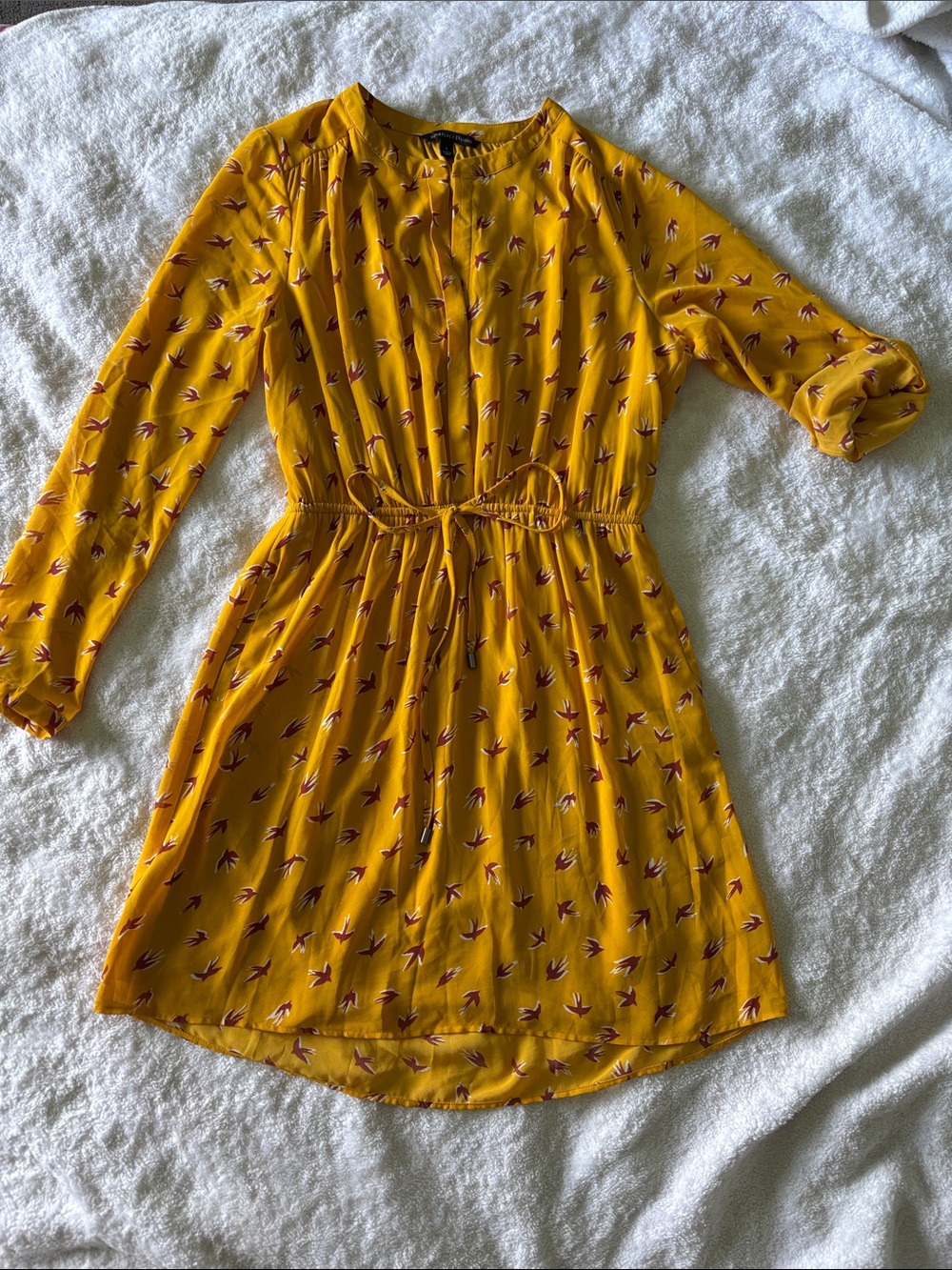 Signature Studio Yellow Bird-Print Midi Dress